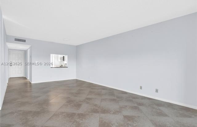 3050 NW 42nd Ave Gallery 4