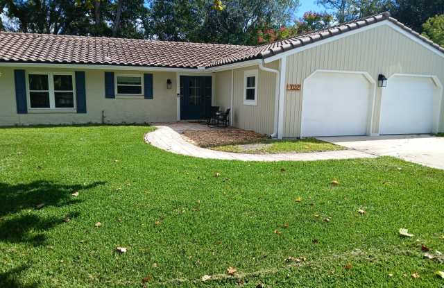Beautiful, spacious 3 bedroom, 2 bathroom centrally located and minutes from Epic Universe and SeaWorld ... photos photos