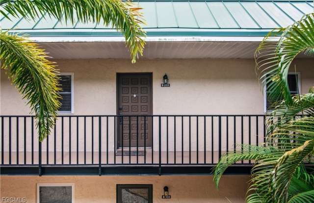 3903 Del Prado Boulevard S unit: 203 photos photos