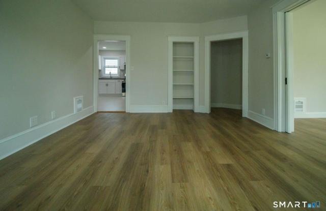 396 Chestnut Street Gallery 4