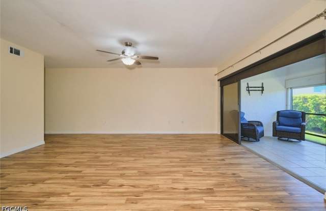 1914 SE 40th Terrace Gallery 4