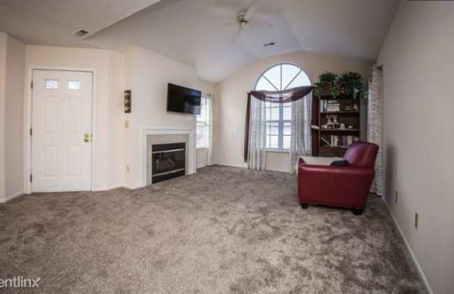 360 Villa Oaks Ln Gallery 2