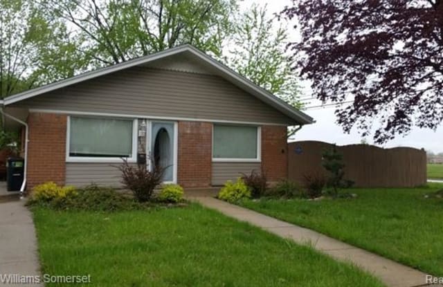 3106 GARRICK Avenue - 3106 Garrick Avenue, Warren, MI 48091