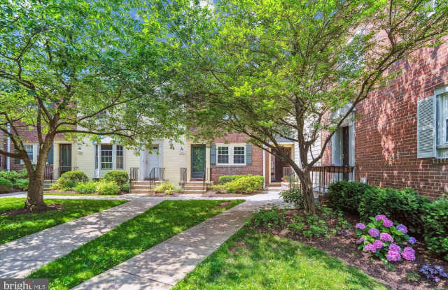 4934 BRADLEY Boulevard Gallery 3