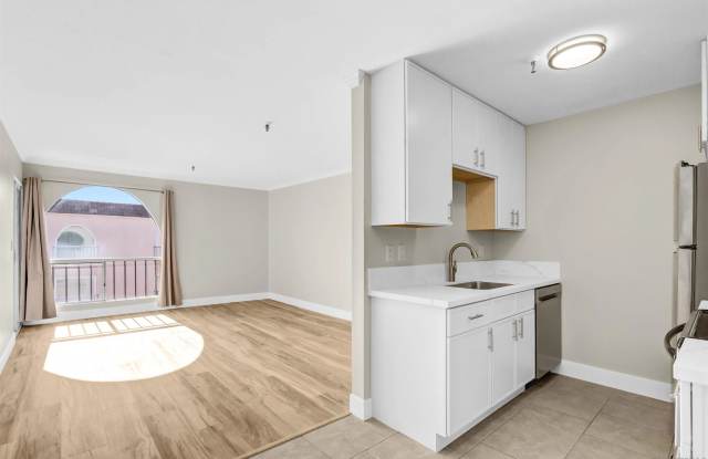 4730 Noyes unit: 417 - 4730 Noyes Street, San Diego, CA 92109