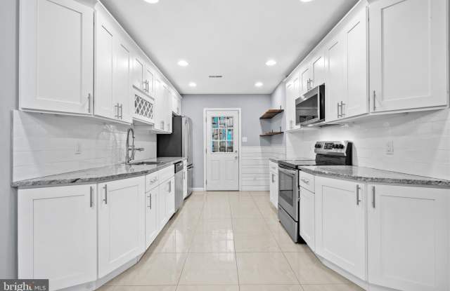1861 W NEDRO AVENUE photos photos