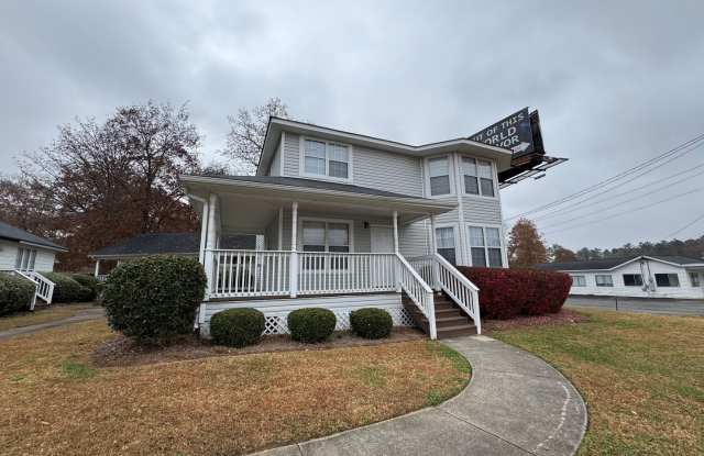 Large 3/2.5 House on Martha Berry Hwy- $1,395 photos photos