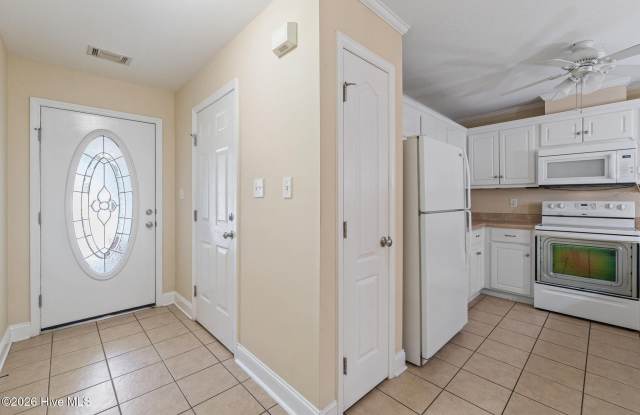 815 Whispering Willow Court Gallery 3