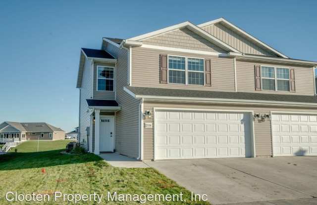 2104 Marina Rd SE - 2104 Marina Road Southeast, Mandan, ND 58554