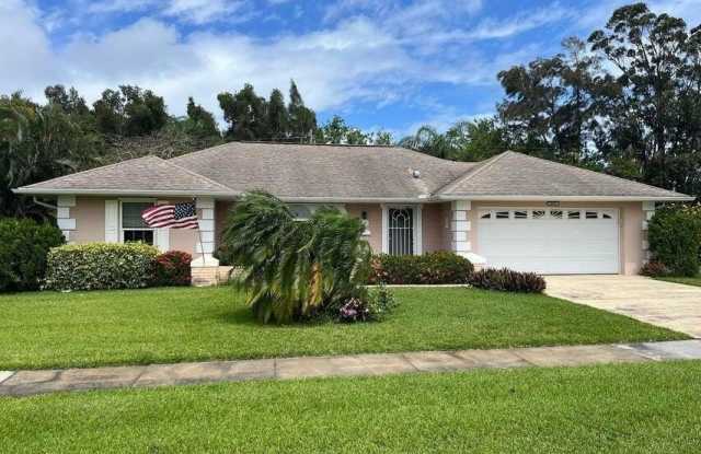 1333 SE San Sovina Terrace photos photos