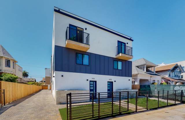 1435 Westmoreland  Ave photos photos