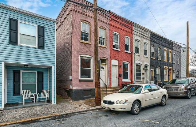 Single Family Home in Midtown Gallery 1