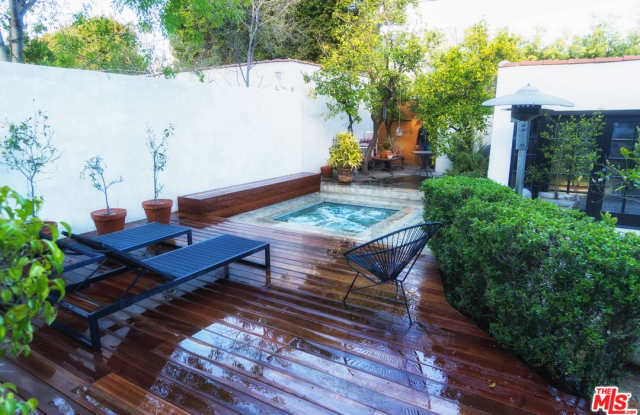 340 North MANSFIELD Avenue - 340 N Mansfield Ave, Los Angeles, CA 90036