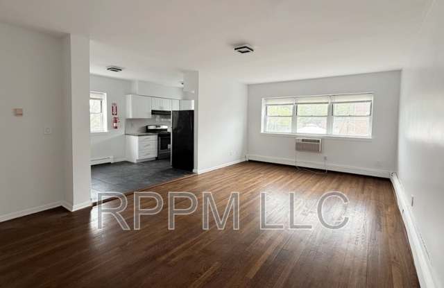 109 William St #4 Gallery 3
