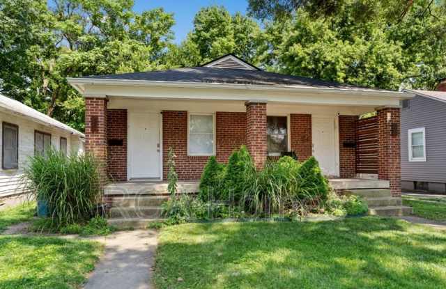 4539 Crittenden Avenue photos photos