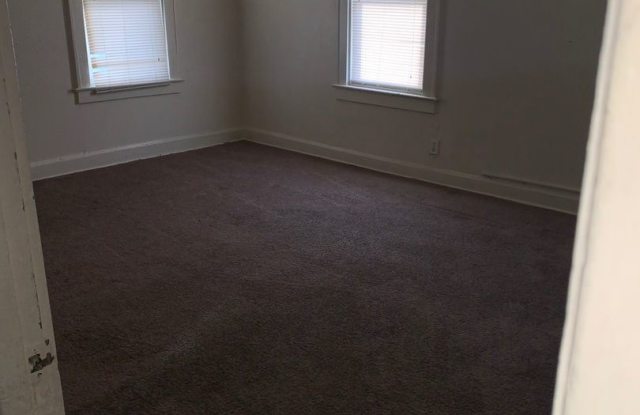 3739 Indiana St Gallery 2