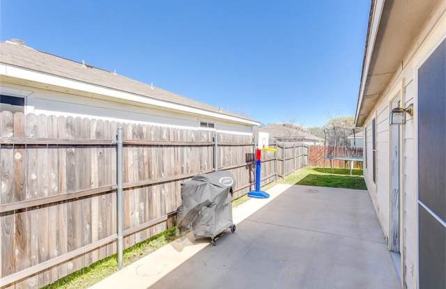 3-2-2 Ready to Move In - 10629 Towerwood Drive, Fort Worth, TX 76140