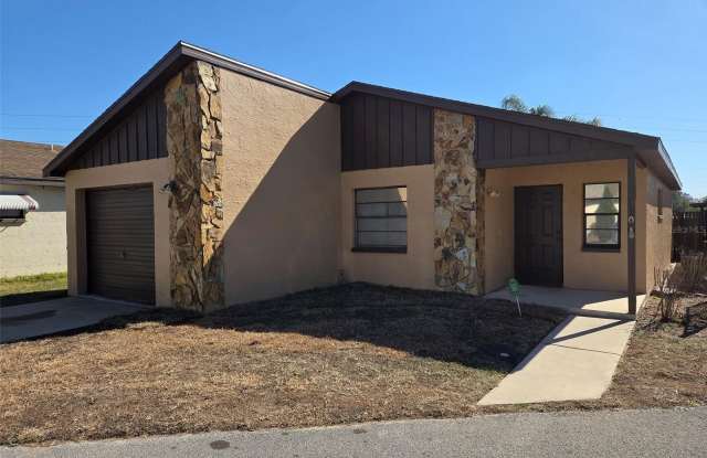 5908 FOREST LANE photos photos