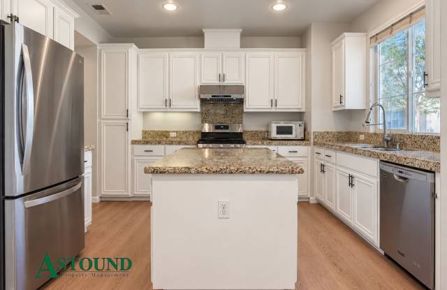 1041 Cedarwood Loop Gallery 2