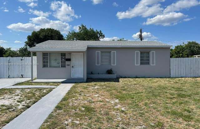 591 Northwest 189th Street - 591 Northwest 189th Street, Miami Gardens, FL 33169