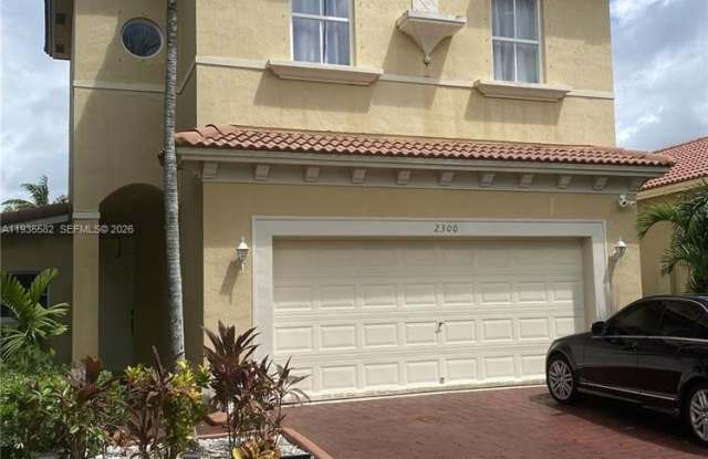 2300 NE 37th Road photos photos