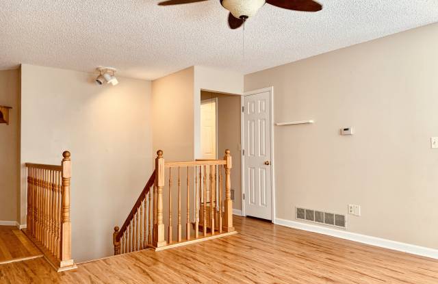 6204 Xavier Ct Gallery 3