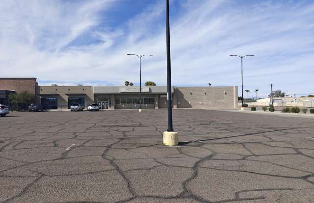 3216 E Cactus Road Gallery 4
