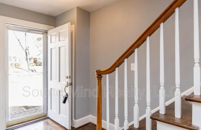 403 Mount Vernon Drive Northwest Gallery 4