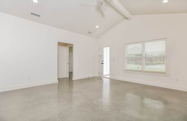 16220 Lamarche Drive Gallery 3