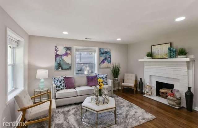 984 Estes Dr SW Gallery 2