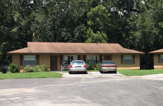20005 Suncrest Dr - 20005 Suncrest Drive, North Brooksville, FL 34601