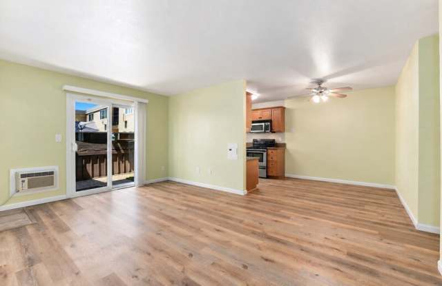 6750 Beadnell Way Gallery 1