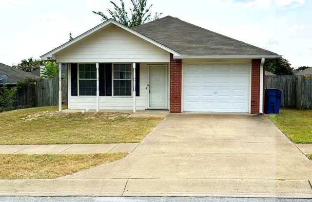 2 Bedroom Home in Lindale ISD! photos photos