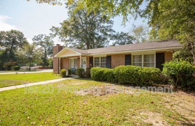 2201 Gennings Ct - 2201 Gennings Court, Columbus, GA 31907