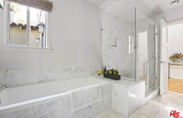 735 Westmount Drive photos photos
