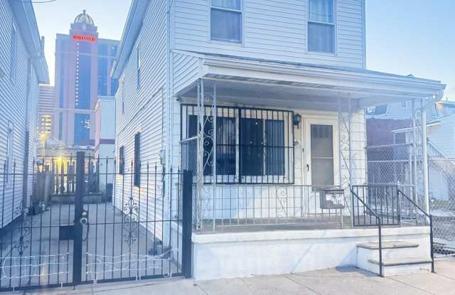 26 S Bellevue Ave - 26 South Bellevue Avenue, Atlantic City, NJ 08401