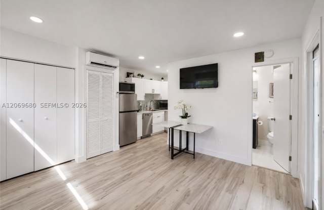 1125 Almeria Ave photos photos 1125 Almeria Ave photos photos