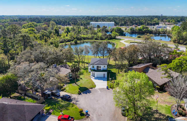 2121 BROAD WATER Drive photos photos