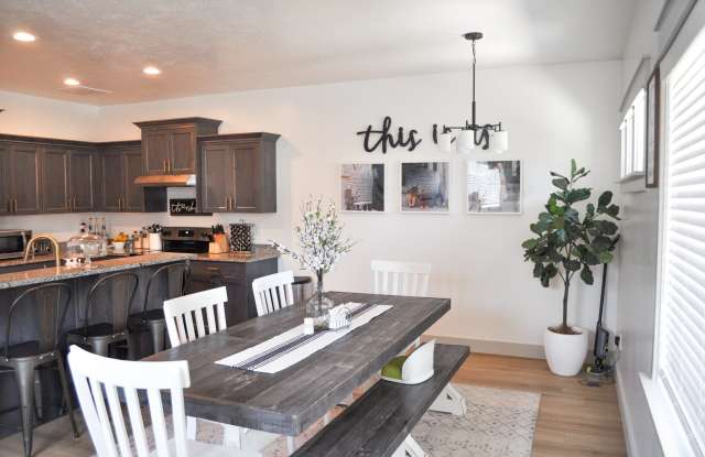 1452 N 1220 E photos photos 1452 N 1220 E photos photos