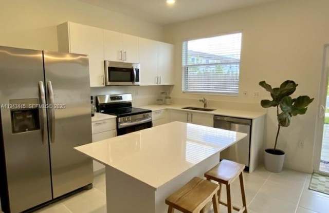 2627 SE 28th Drive, Homestead, FL 33035 photos photos