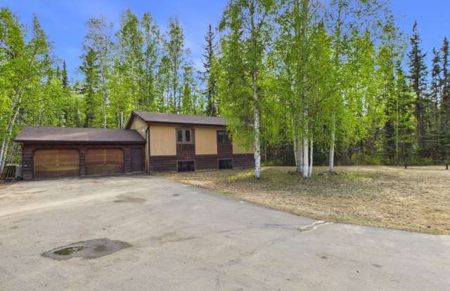 Spacious 4-Bedroom Home Near Chena Lakes – $3,100/Month Gallery 1