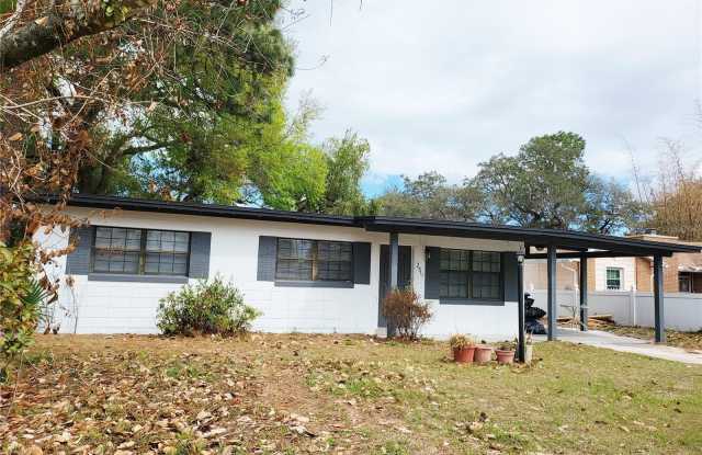 2511 DRAKE DRIVE photos photos