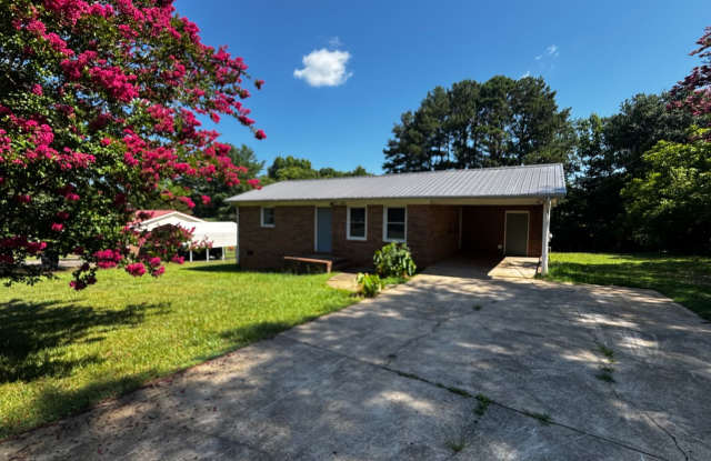 Single Family House in Cleveland County, NC (Shelby, NC) photos photos