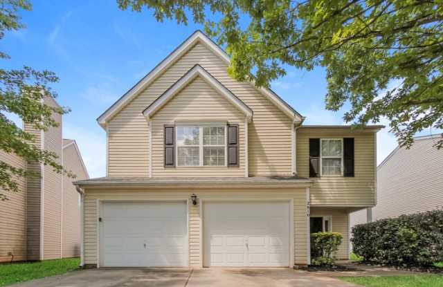 2810 Reid Meadows Drive - 2810 Reid Meadows Drive, Charlotte, NC 28208
