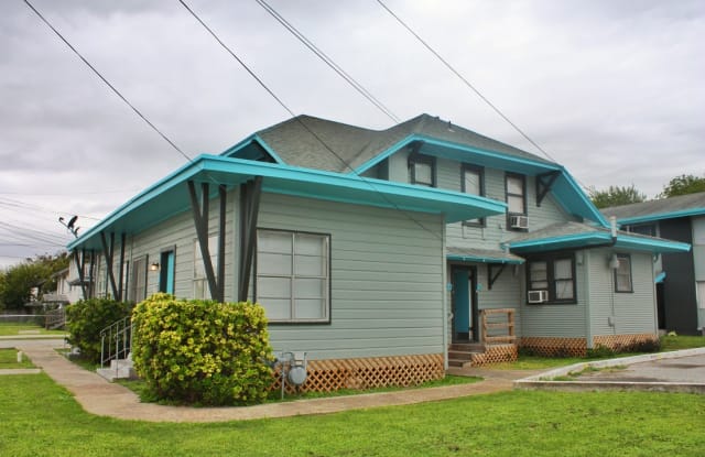 800, 802, 806 Hancock - 806 - HW-10 - 800 South West Forrest Lane, Joshua, TX 76058