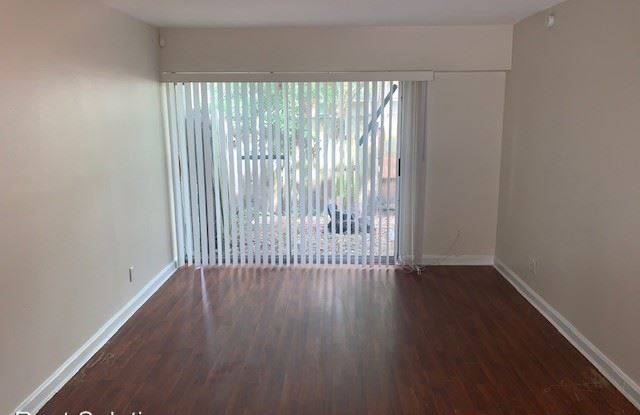 1607 East Idell Street Gallery 4