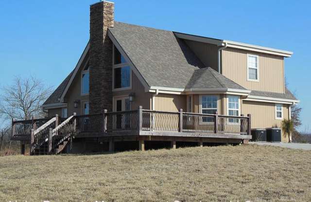 415 NW 350th Rd - 415 NW 350th Rd, Johnson County, MO 64093