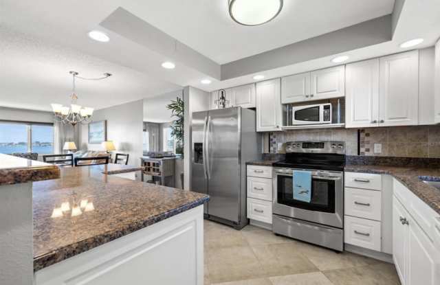 4750 Cove Circle photos photos