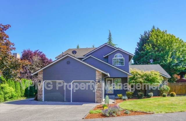552 E 5th St photos photos