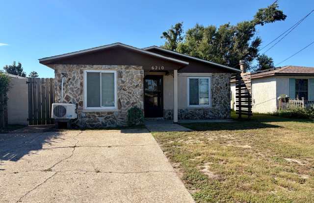 3 Bedrooms | 2 Bathrooms | 1,184 Sq. Ft. | $1,700/Month Gallery 3